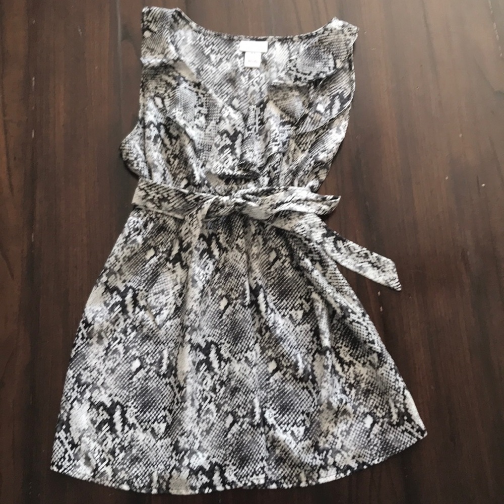 Maternity shirt - snake skin print